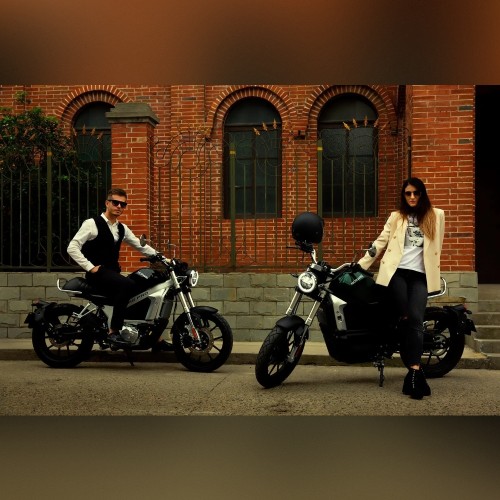 ЭлектроМотоцикл Horwin CR6 PRO