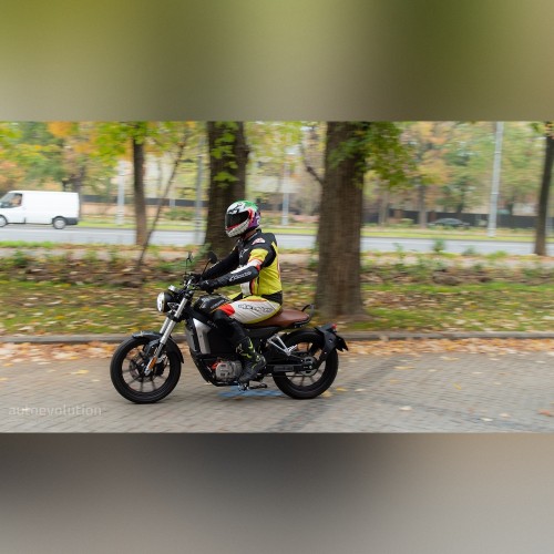 ЭлектроМотоцикл Horwin CR6 PRO