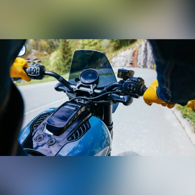 ЭлектроМотоцикл LiveWire S2 Del Mar