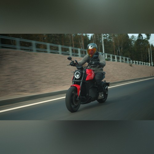 Электромотоцикл Rezon Bohemia