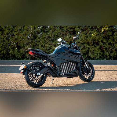 Электромотоцикл Rezon Bohemia