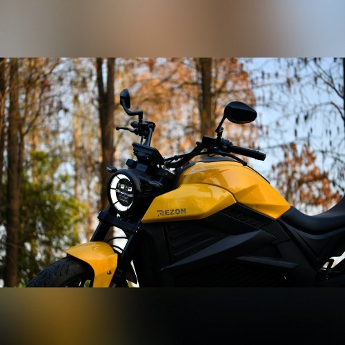 Электромотоцикл Rezon Bohemia