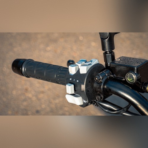 Электромотоцикл Rezon Bohemia