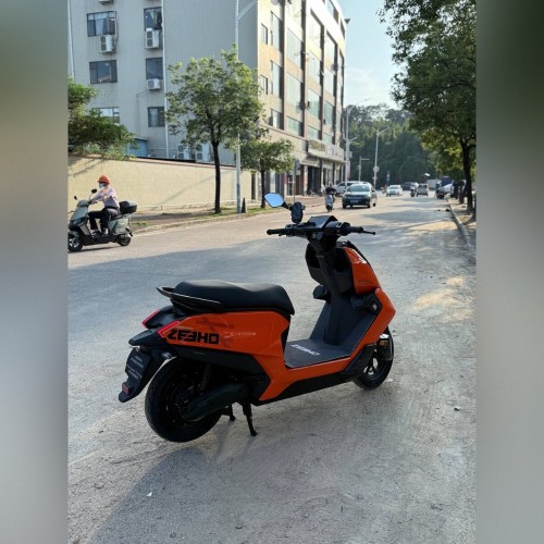 Электроскутер ZEEHO AE4