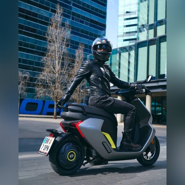 Электроскутер ZEEHO AE6 SE