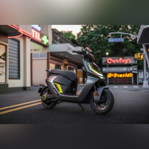 Электроскутер ZEEHO AE6 SE