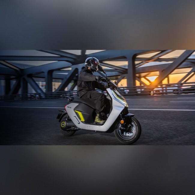 Электроскутер ZEEHO AE6 SE