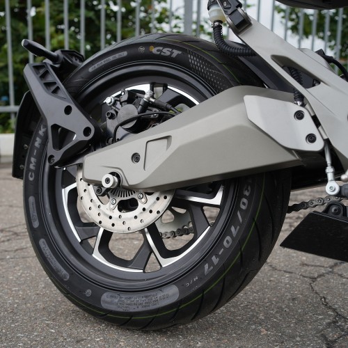 QJMOTOR RX5000D Black